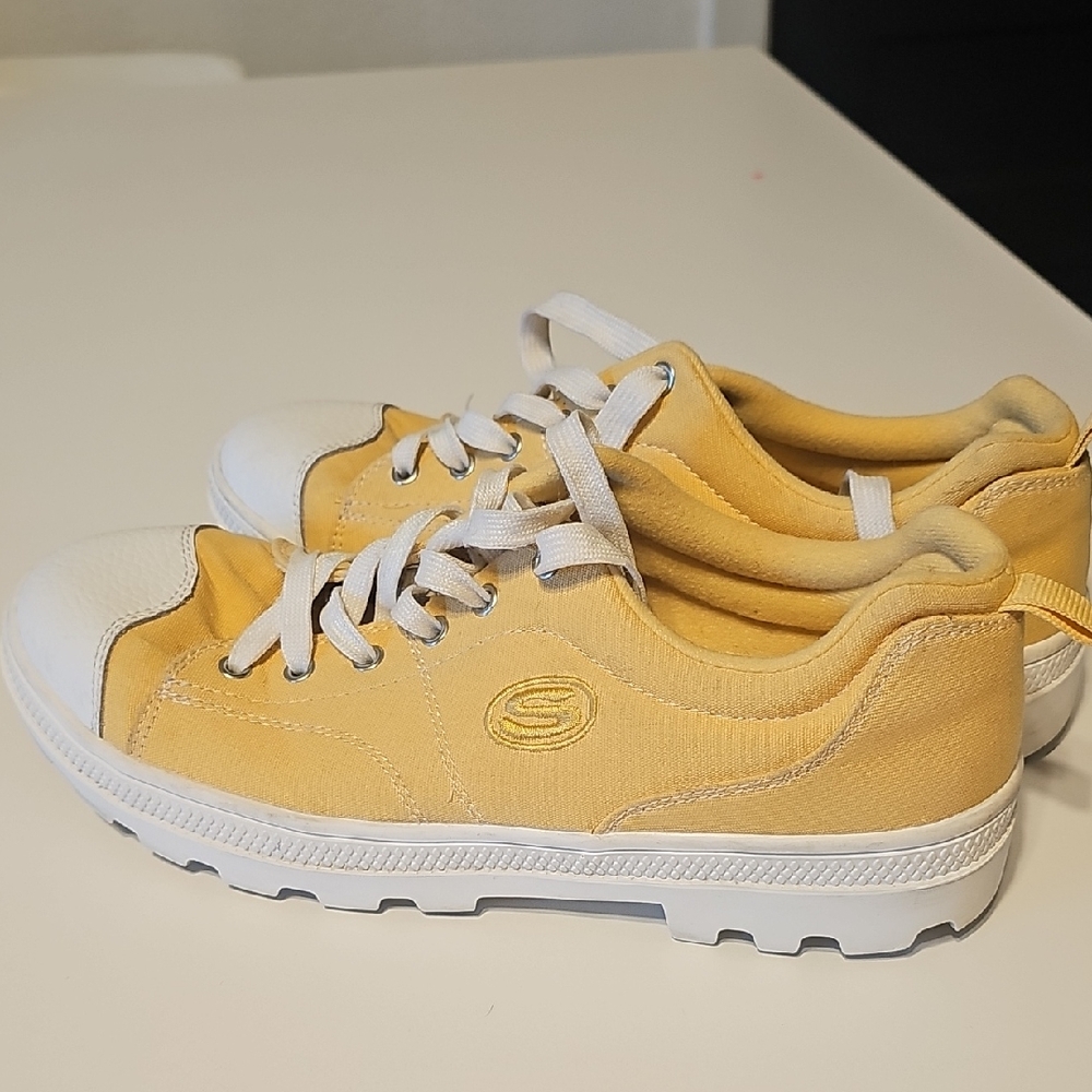Skechers Yellow and White Women's Sneakers